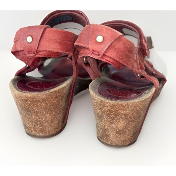 Teva Ysidro Sandals Womens 8 Red Leather Ankle Strap Wedge Shoes - Picture 4 of 8